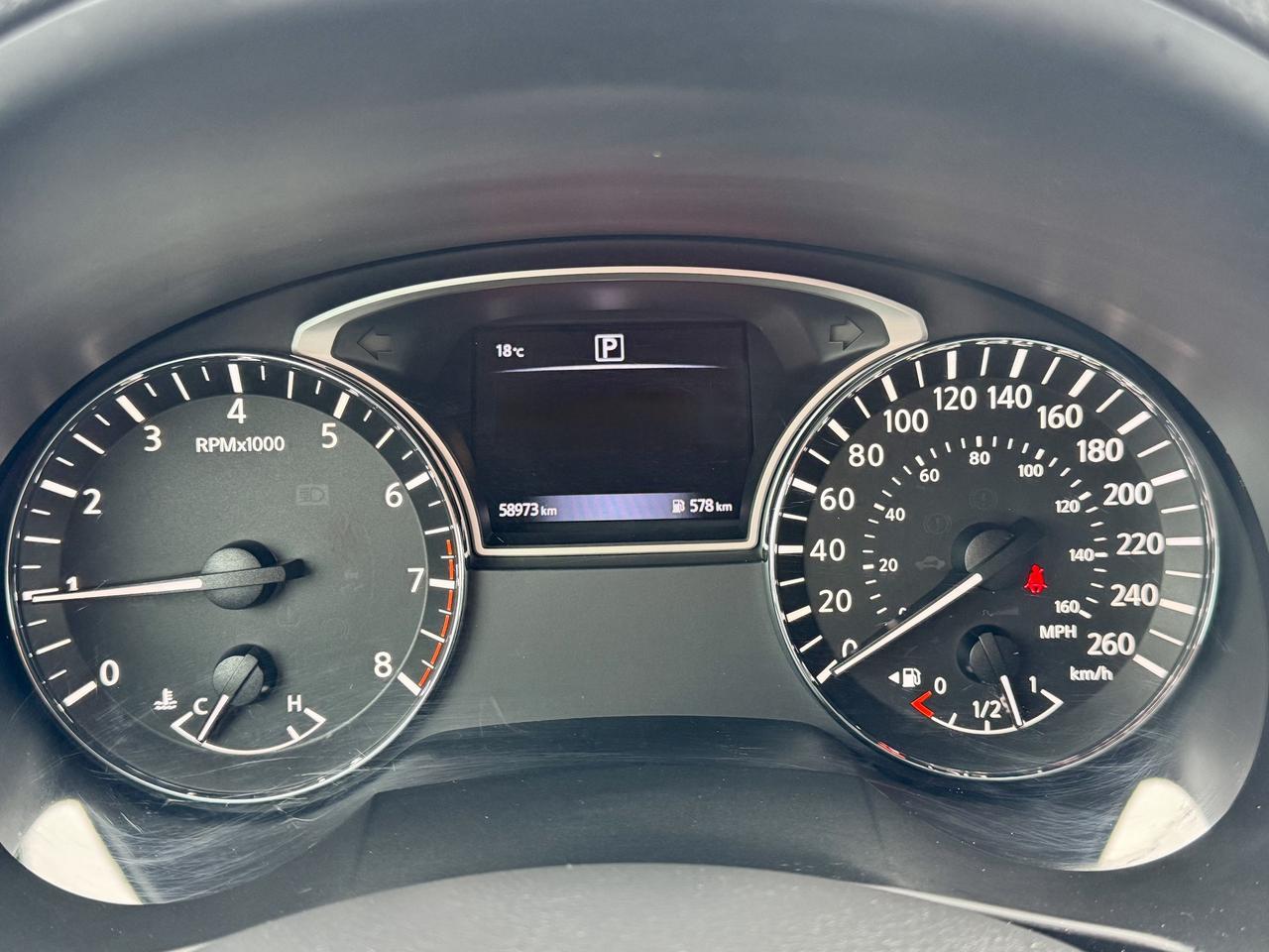 2017 Nissan Altima 4dr Sdn 2.5 Low KM - Certified Photo