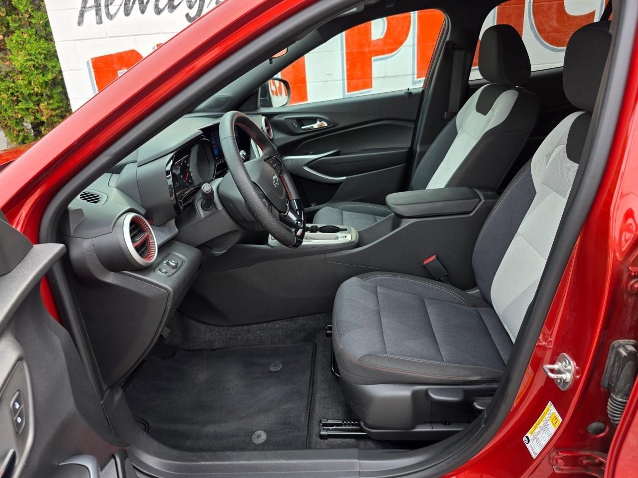 2024 Chevrolet Trax 1RS 4dr Front-Wheel Drive Photo