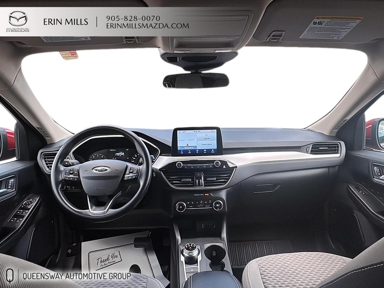 2020 Ford Escape SE Photo