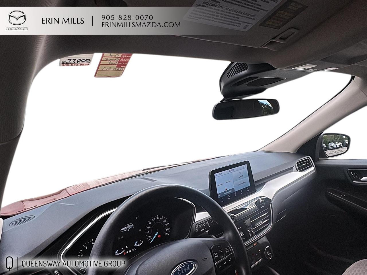 2020 Ford Escape SE Photo