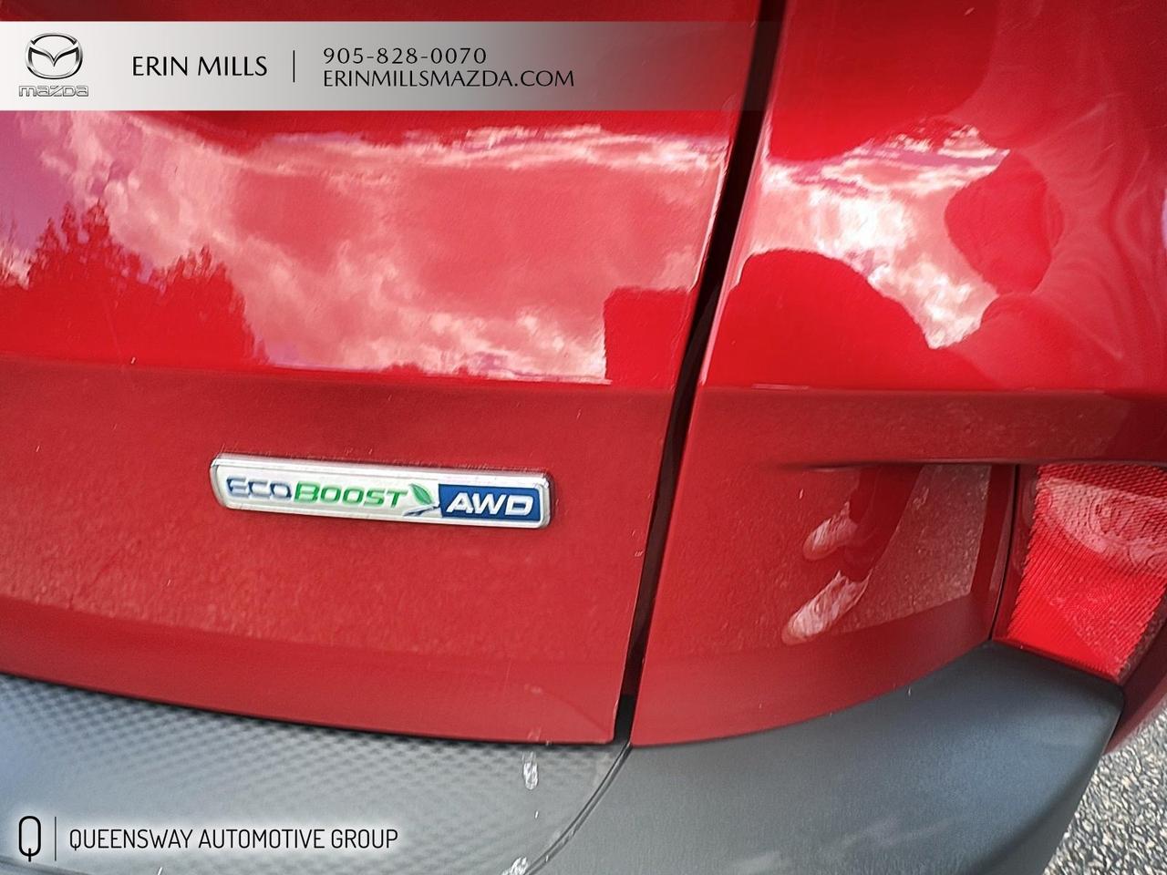 2020 Ford Escape SE Photo