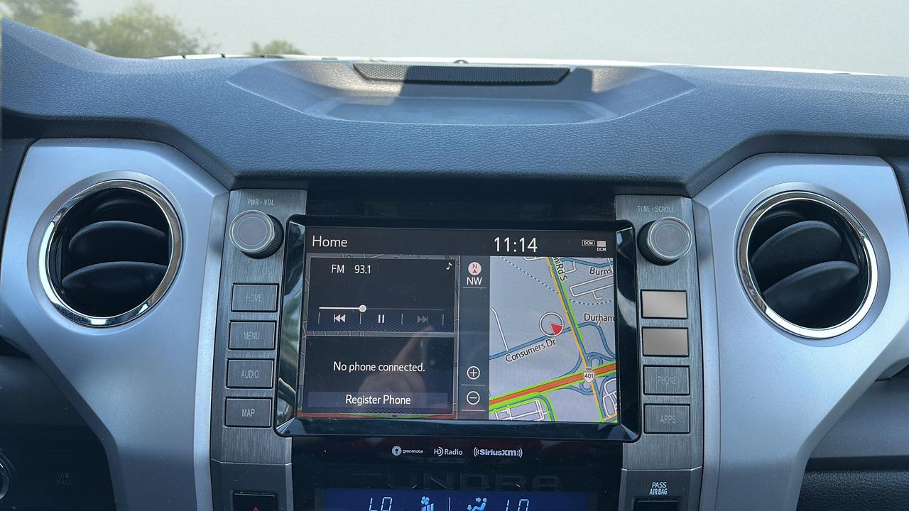2021 Toyota Tundra 4X4 CrewMax SR5 Photo