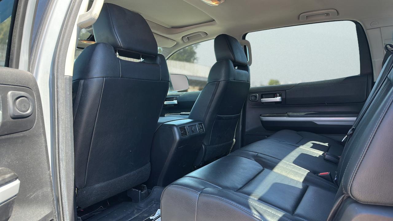2021 Toyota Tundra 4X4 CrewMax SR5 Photo