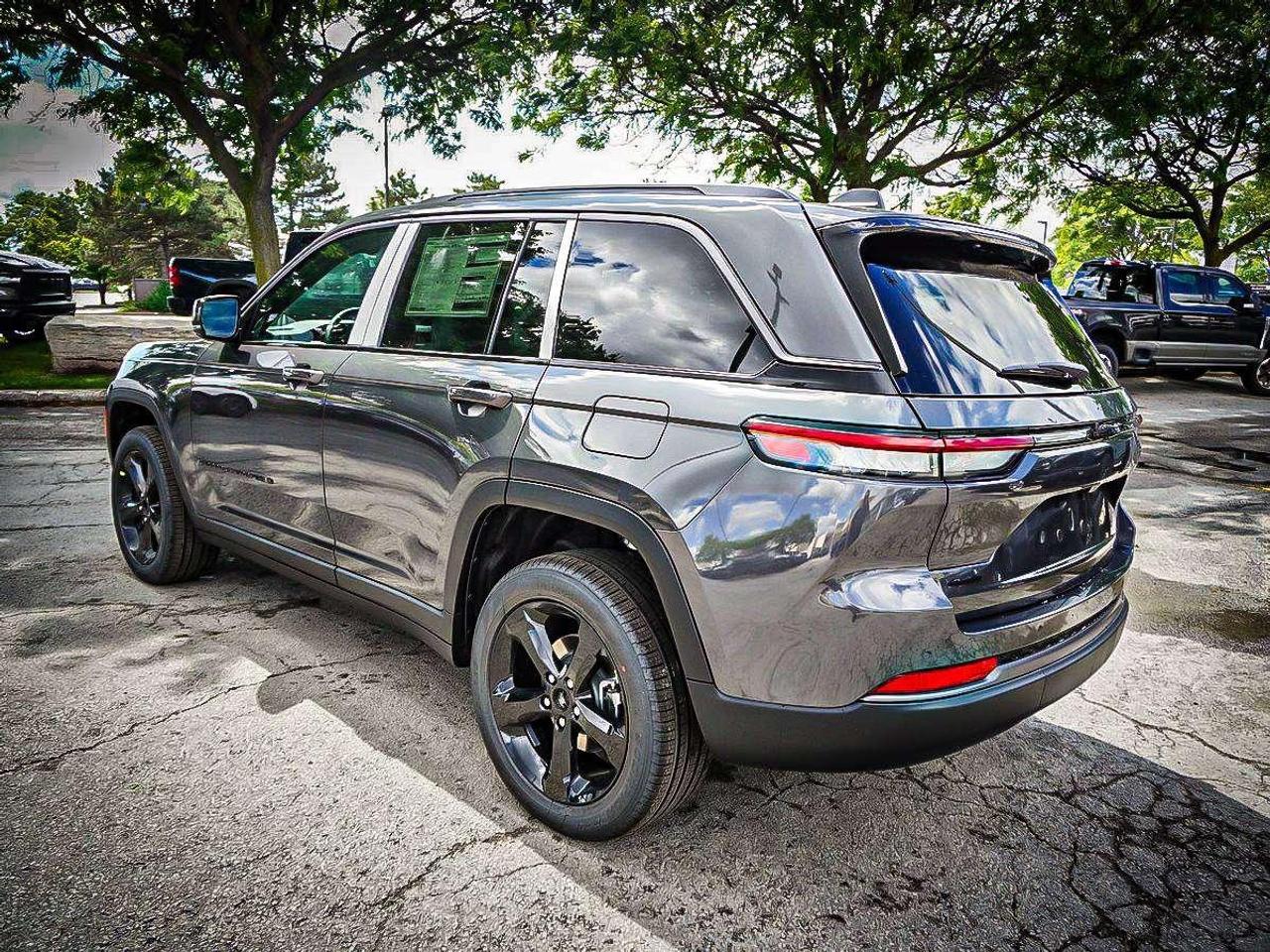 2026 Jeep Grand Cherokee  Photo