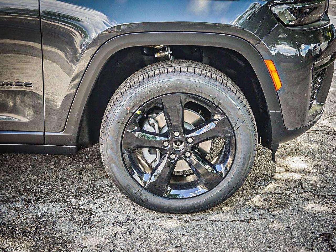 2026 Jeep Grand Cherokee  Photo