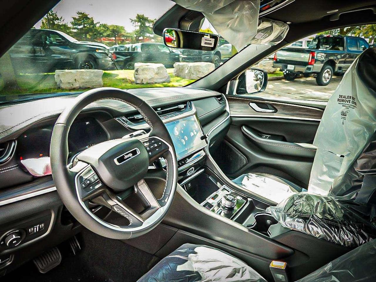 2026 Jeep Grand Cherokee  Photo