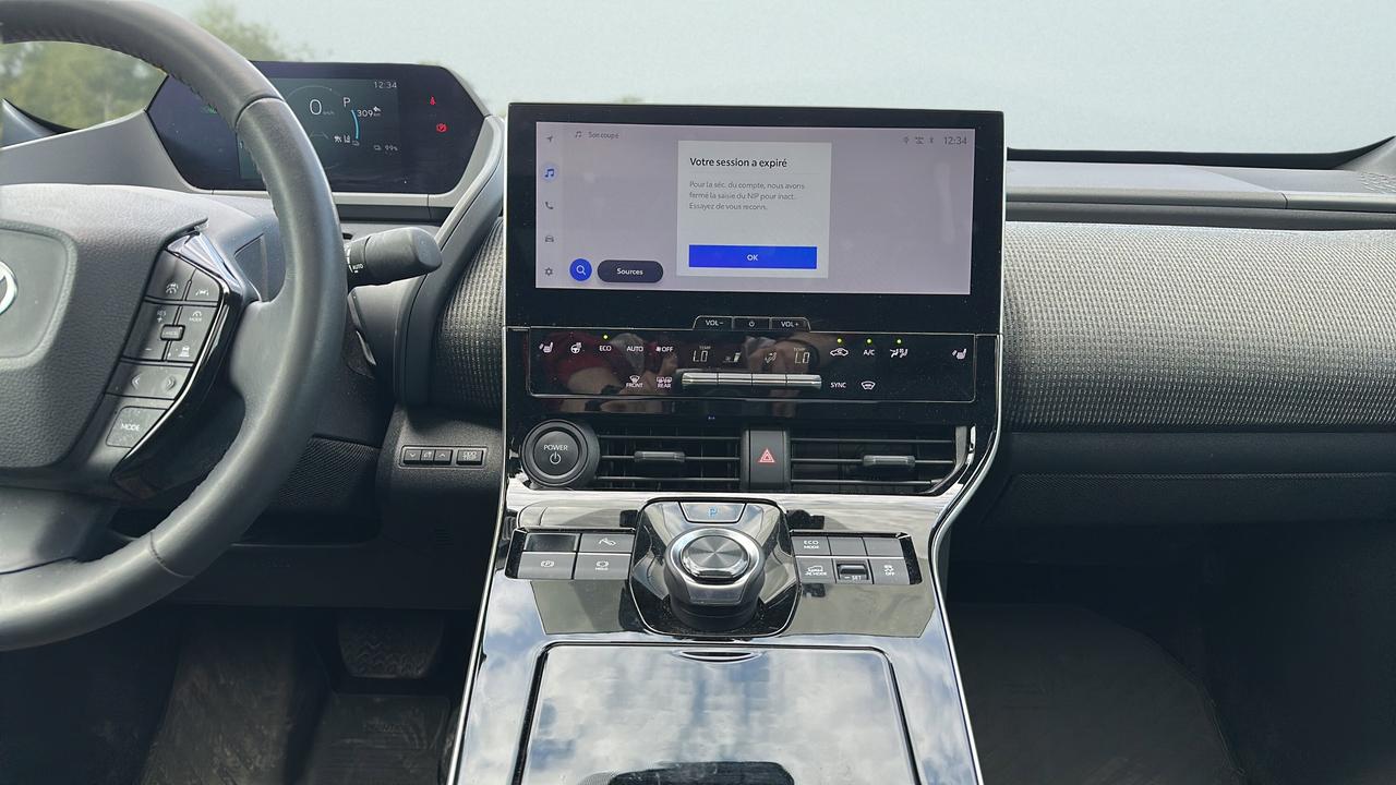 2024 Toyota bZ4X XLE AWD Photo