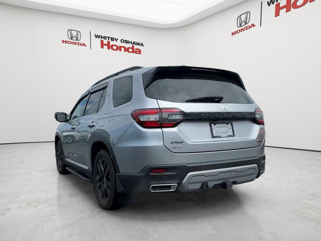 2025 Honda Pilot Touring AWD Photo