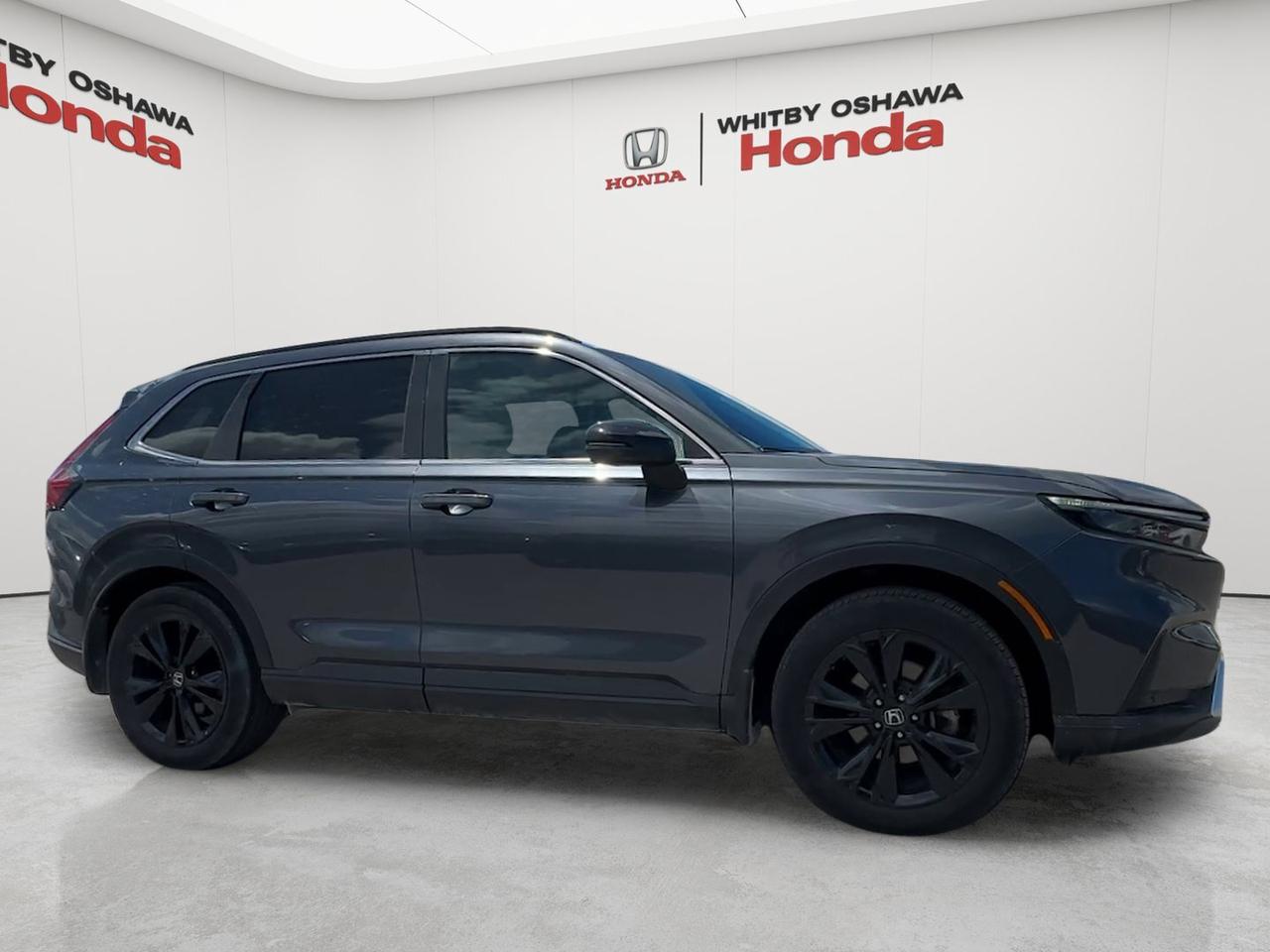 2023 Honda CR-V Hybrid Touring AWD Photo