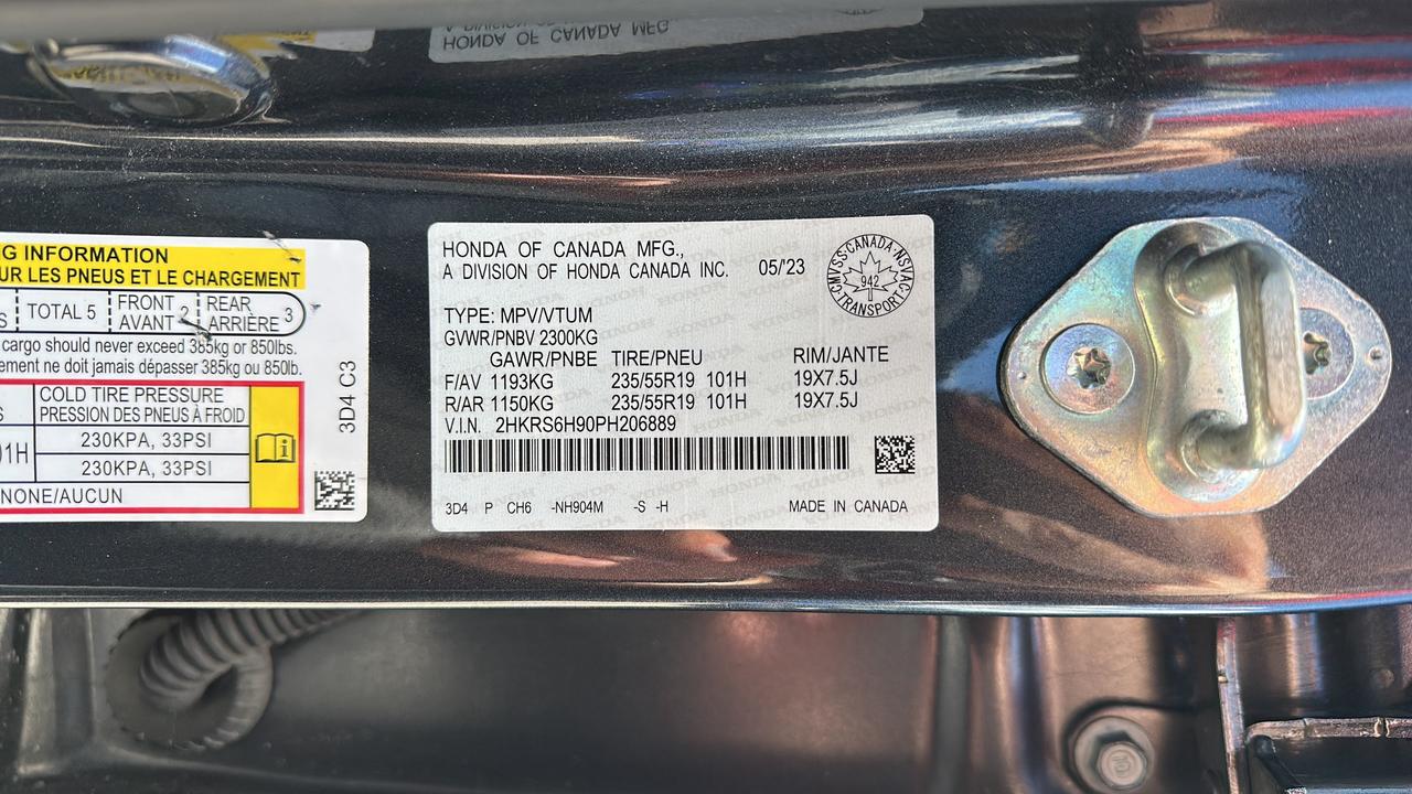 2023 Honda CR-V Hybrid Touring AWD Photo