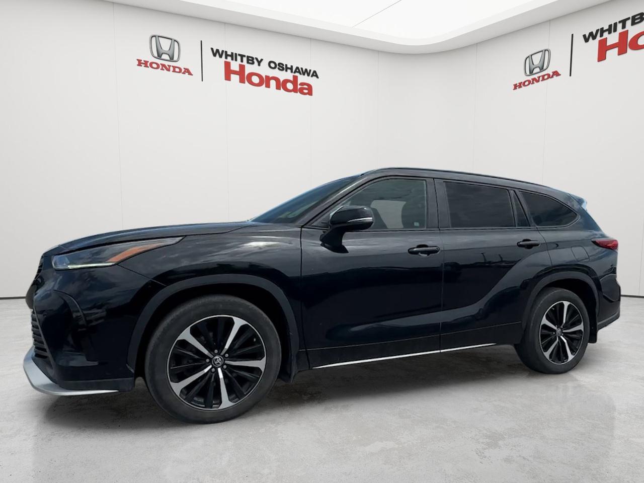 2022 Toyota Highlander XSE AWD Photo
