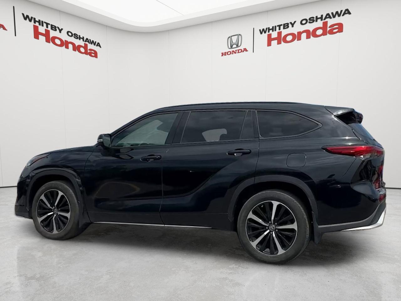 2022 Toyota Highlander XSE AWD Photo