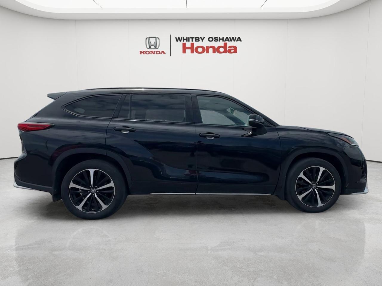 2022 Toyota Highlander XSE AWD Photo