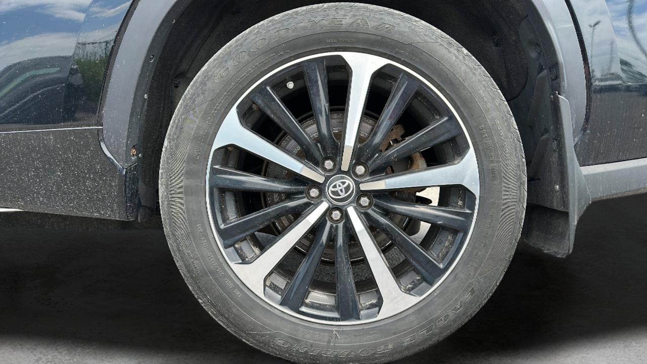 2022 Toyota Highlander XSE AWD Photo