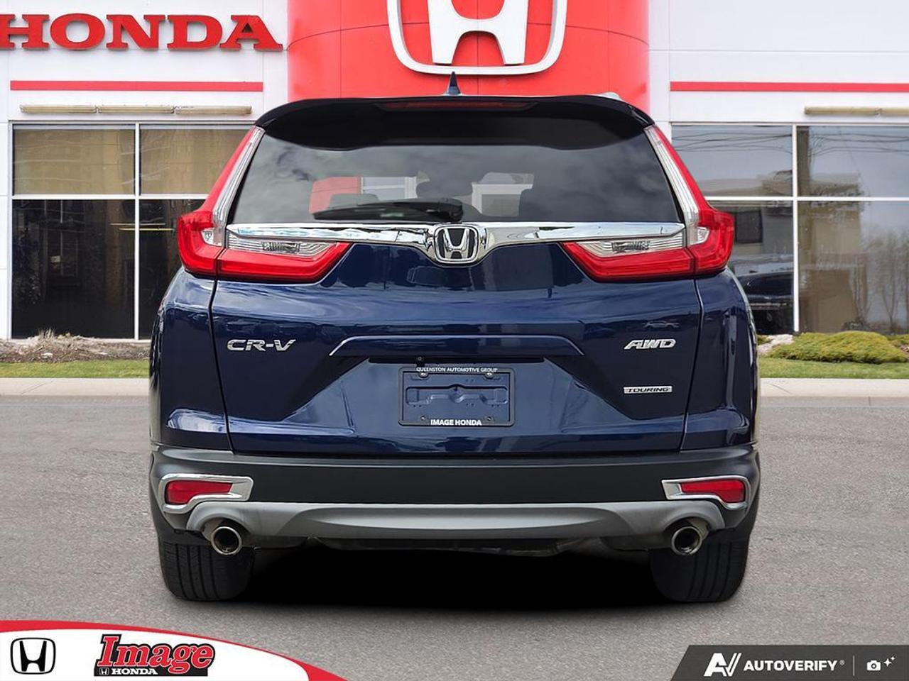 2019 Honda CR-V Touring AWD   LEATHER   SUNROOF   ONE OWNER Photo