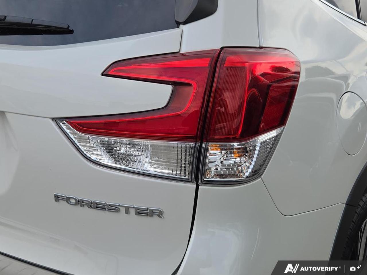 2021 Subaru Forester 2.5i Premier   NO CLAIMS   APPLECARPLAY   PWR TAIL Photo