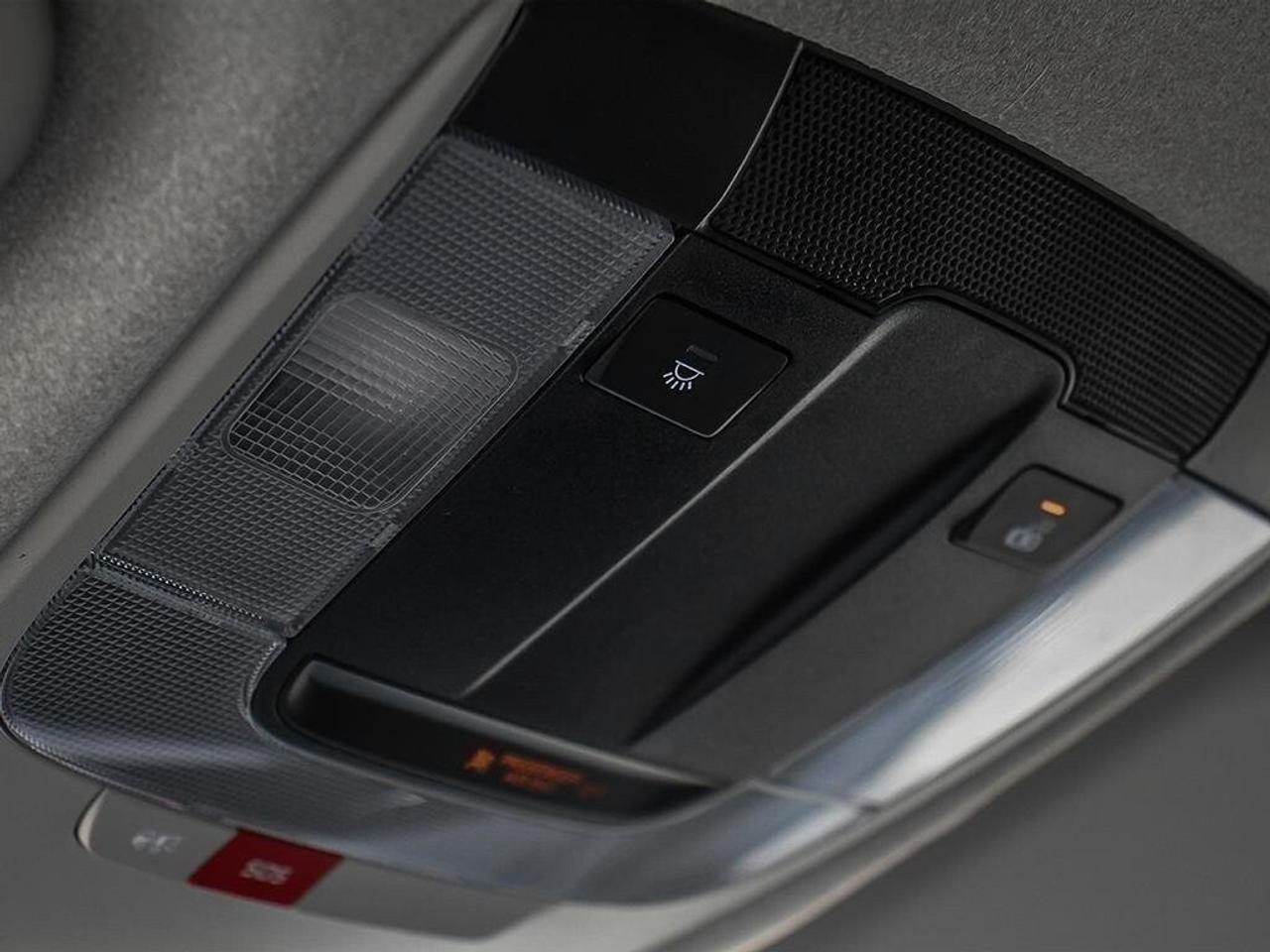 2025 Kia NIRO EX Photo