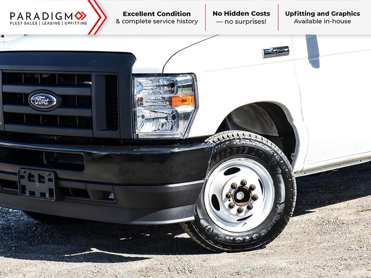 2025 Ford E-450 CARGO VAN Photo