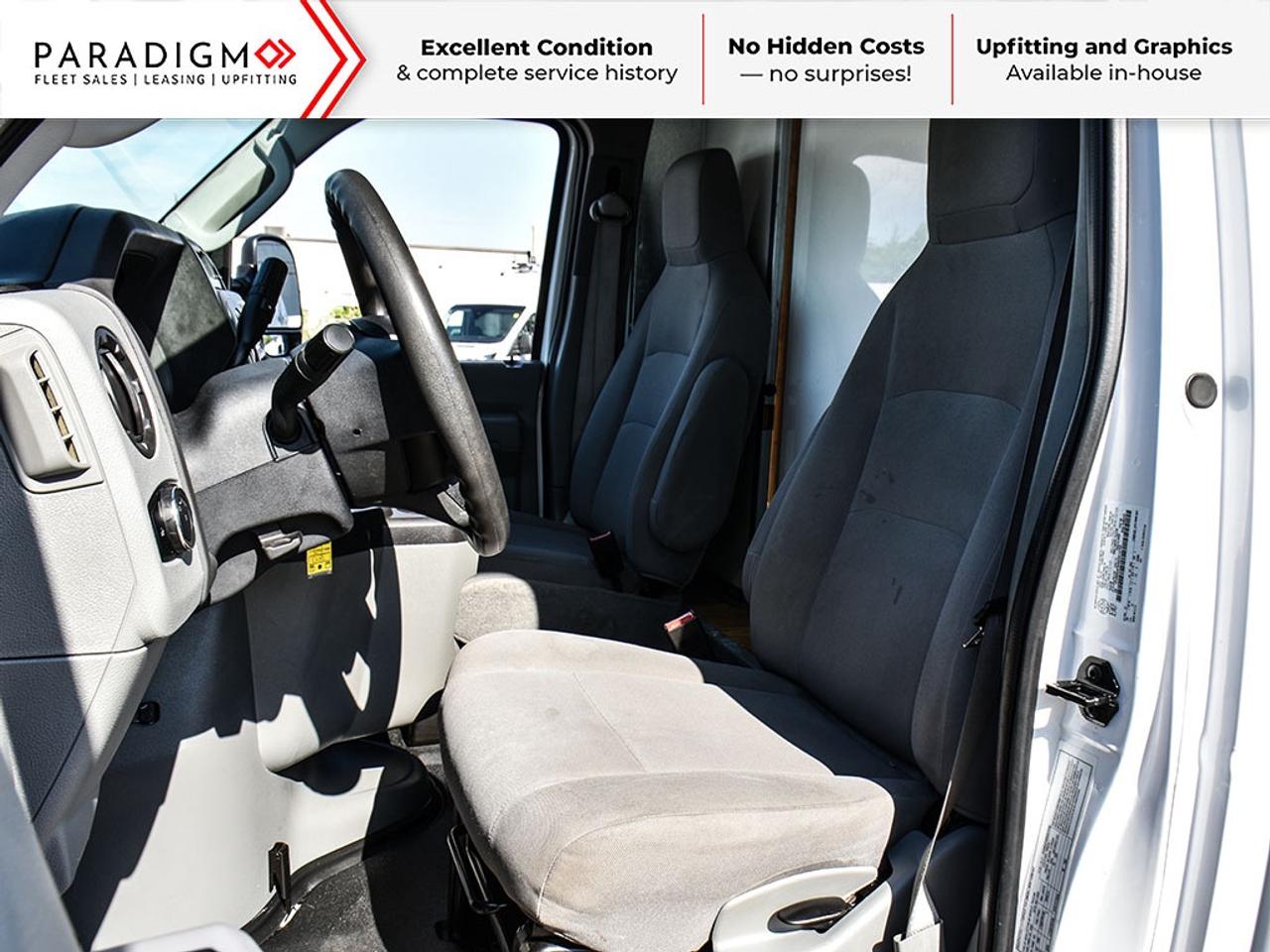 2025 Ford E-450 CARGO VAN Photo