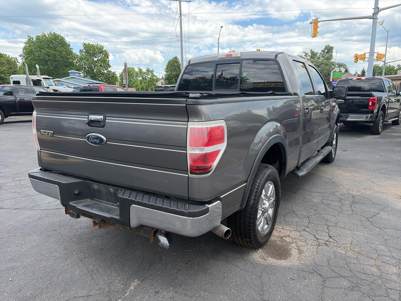 2010 Ford F-150 XLT- FULL CREW-TOW PACKAGE-BACK UP CAMERA Photo4