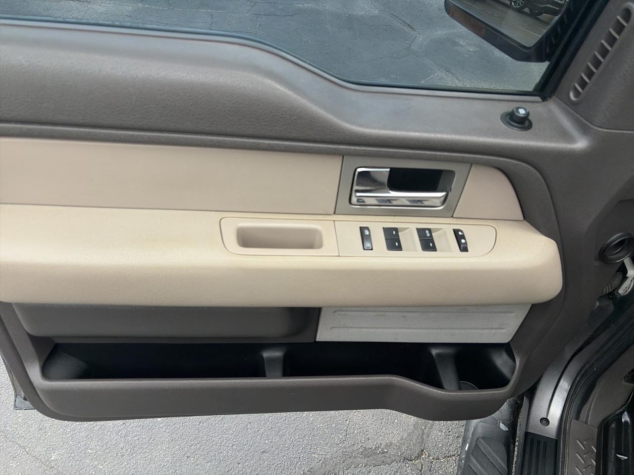 2010 Ford F-150 XLT- FULL CREW-TOW PACKAGE-BACK UP CAMERA Photo