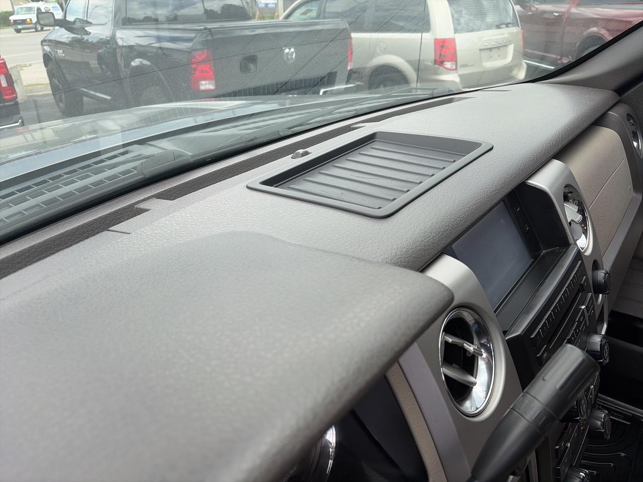 2010 Ford F-150 XLT- FULL CREW-TOW PACKAGE-BACK UP CAMERA Photo