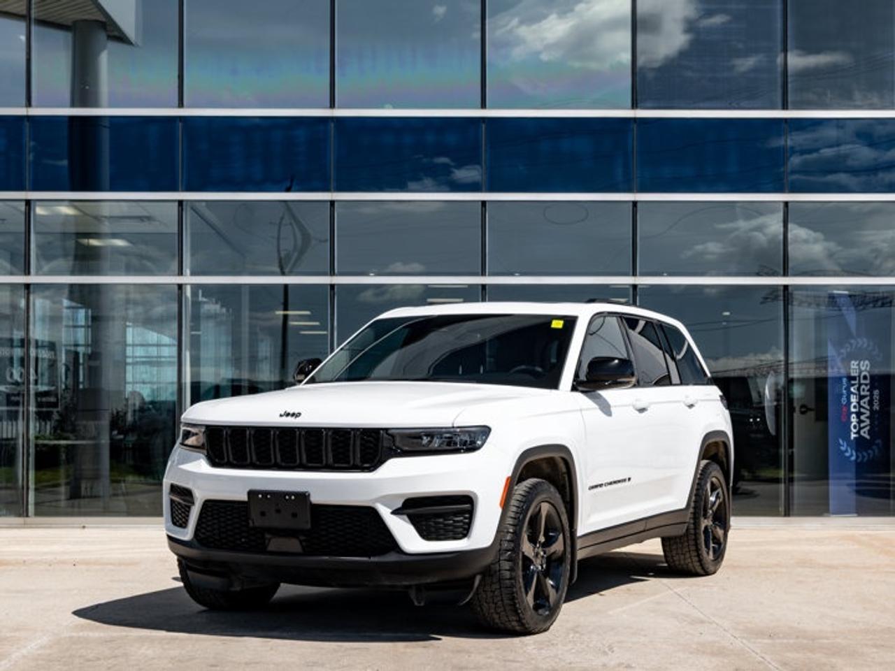 2024 Jeep Grand Cherokee Altitude Photo