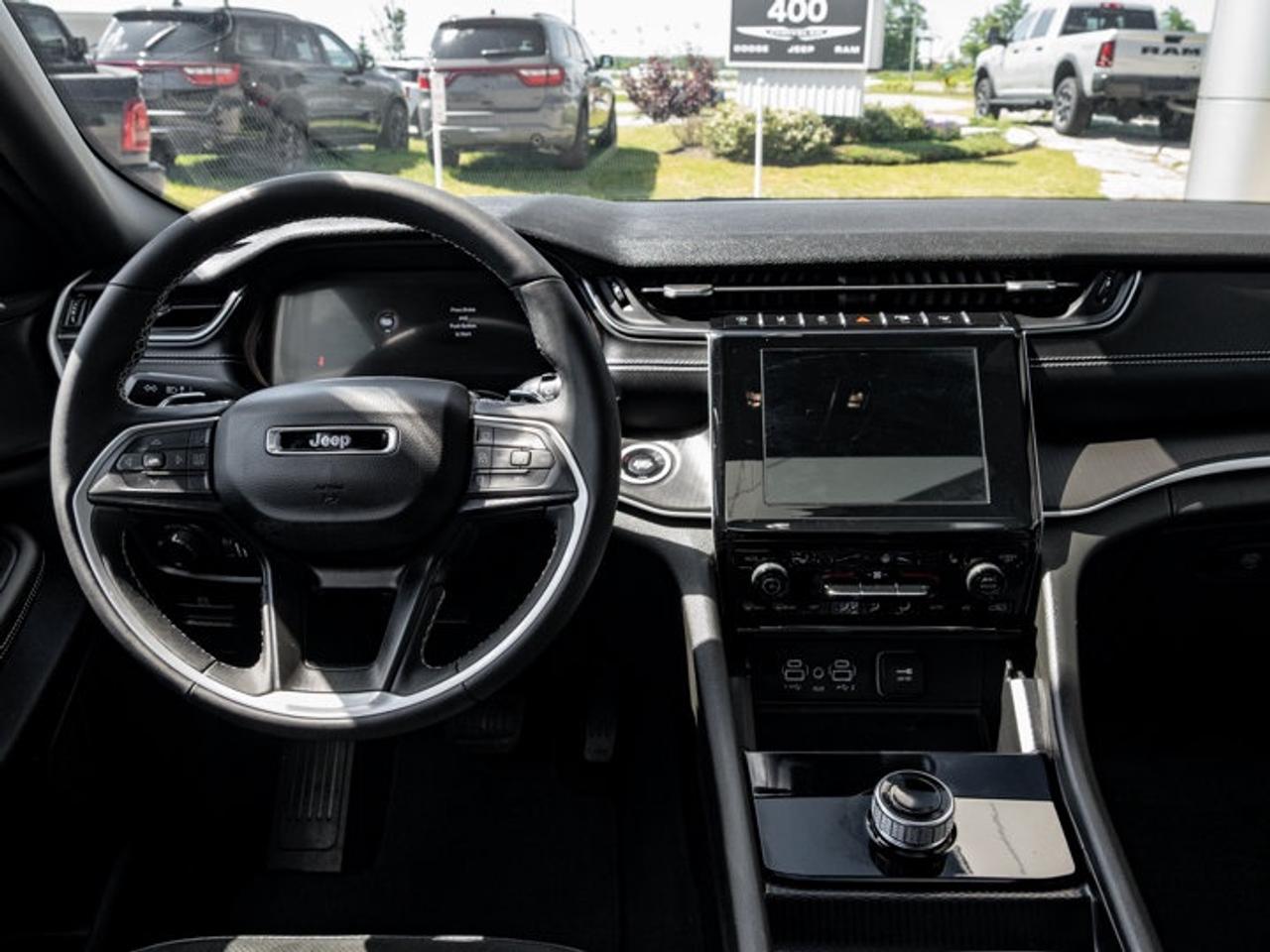 2024 Jeep Grand Cherokee Altitude Photo