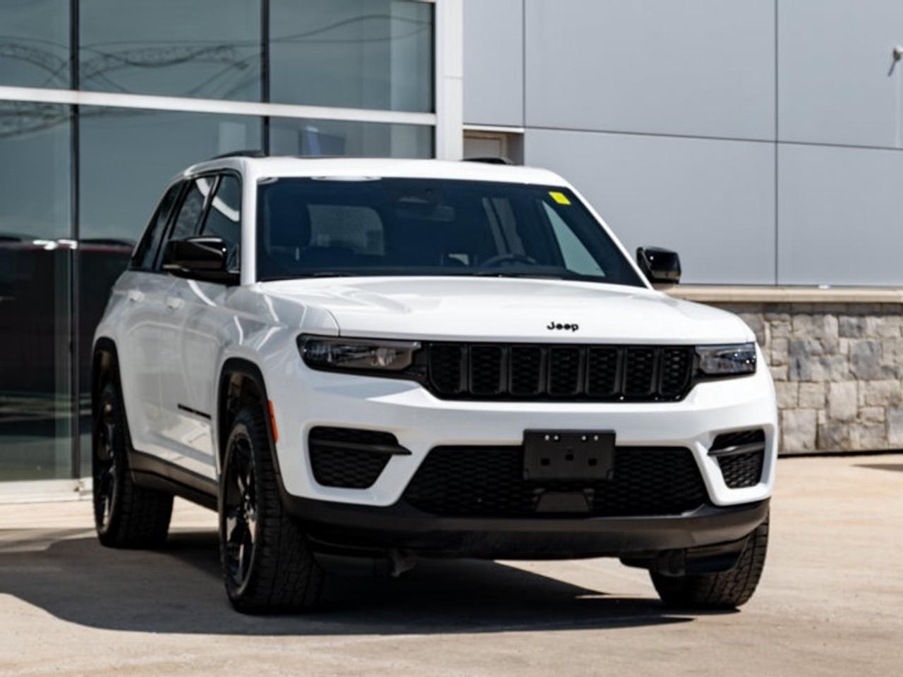 2024 Jeep Grand Cherokee Altitude Photo