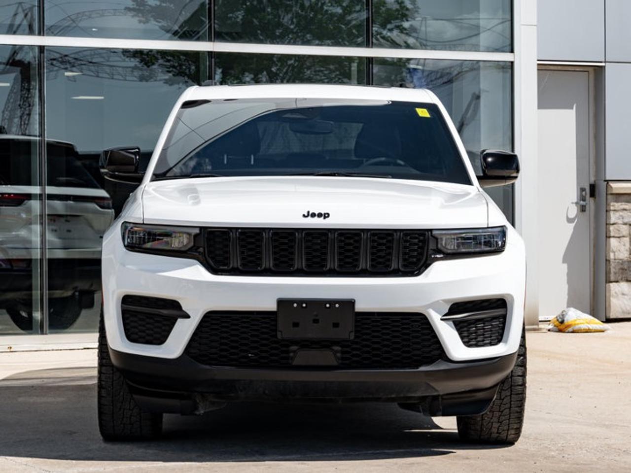2024 Jeep Grand Cherokee Altitude Photo
