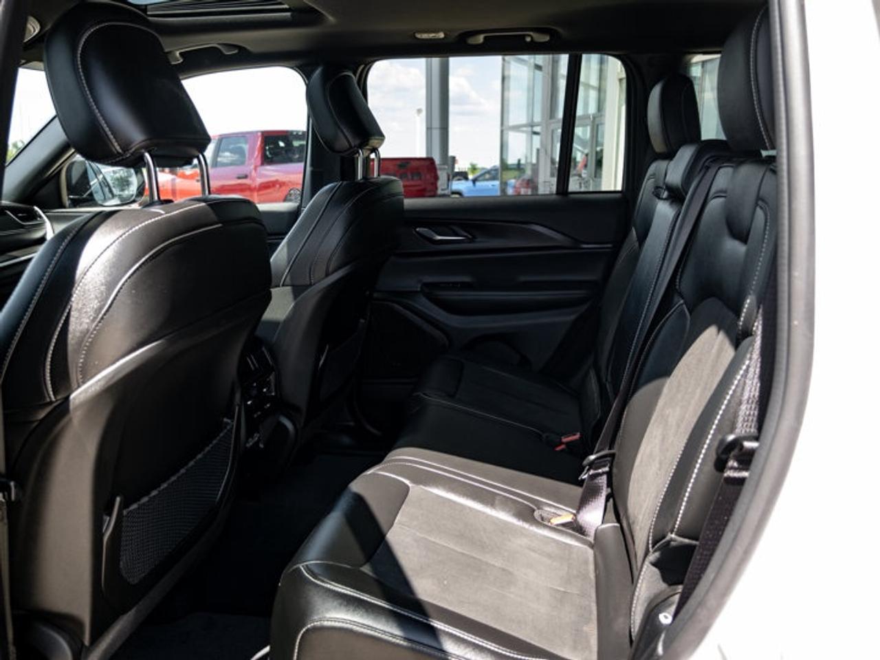 2024 Jeep Grand Cherokee Altitude Photo