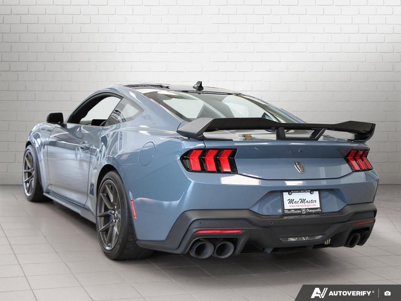 2024 Ford Mustang Dark Horse Fastback Photo