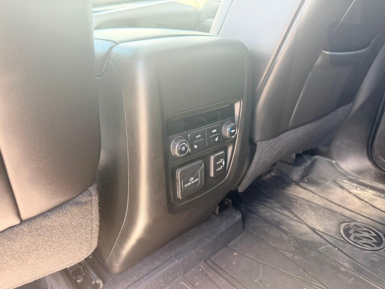 2024 Buick Enclave Avenir AWD Photo