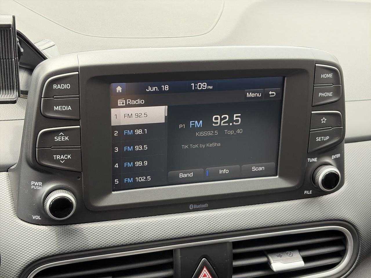 2020 Hyundai KONA Essential CRUISE CONTROL   CARPLAY/ ANDROID AUTO Photo