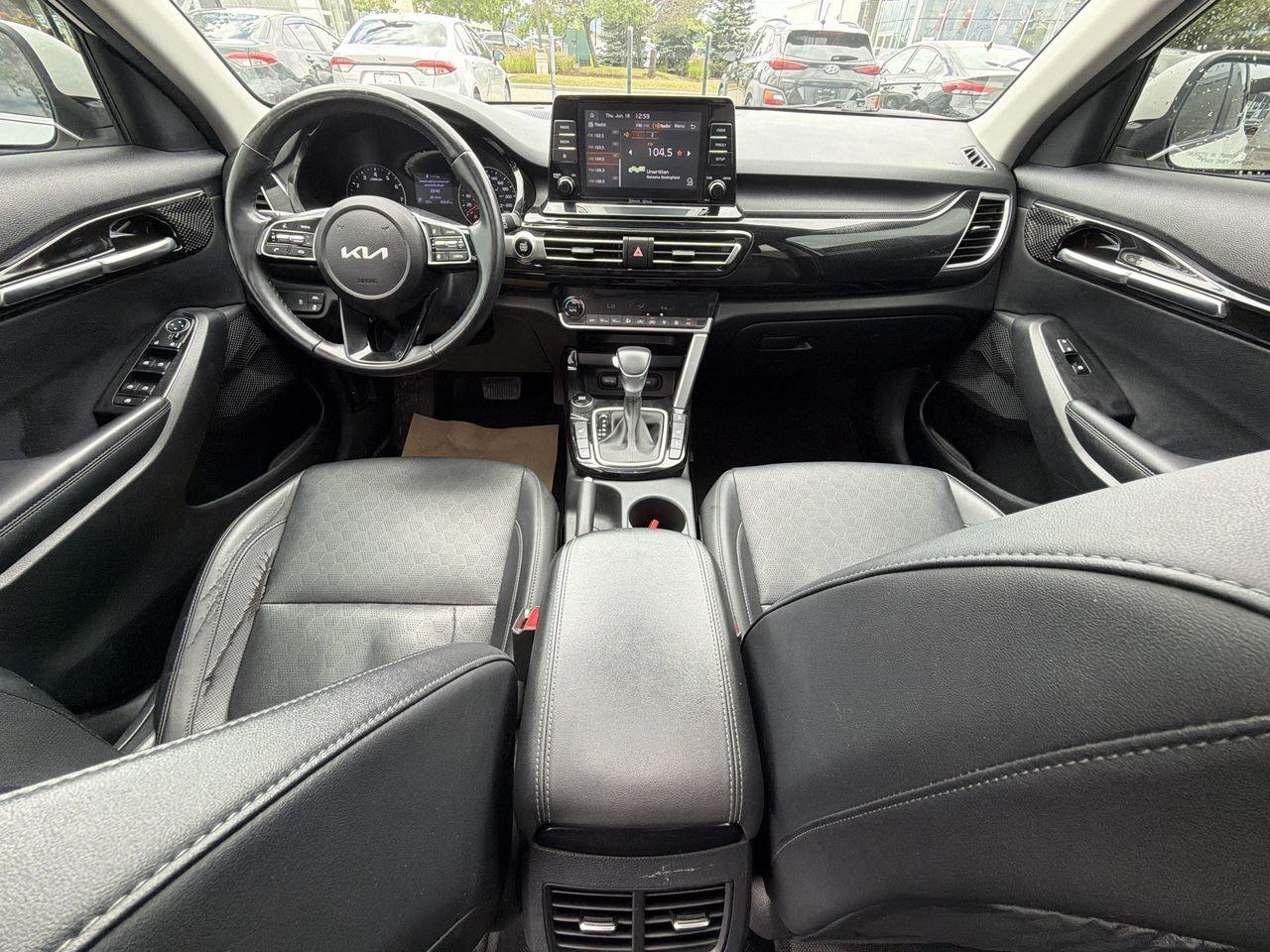 2023 Kia Seltos EX CLEAN CARFAX   ONE OWNER   LTHR SEATS   SUNROOF Photo