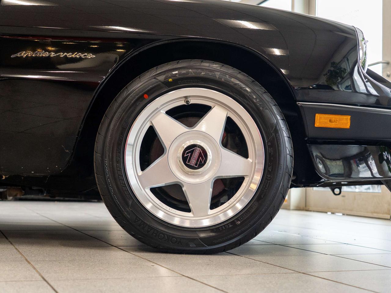 1989 Alfa Romeo Spider 2dr Coupe Veloce Photo