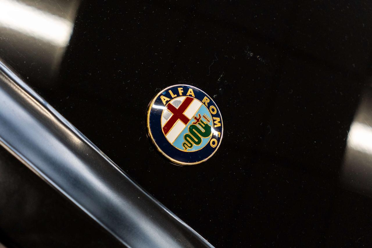1989 Alfa Romeo Spider 2dr Coupe Veloce Photo