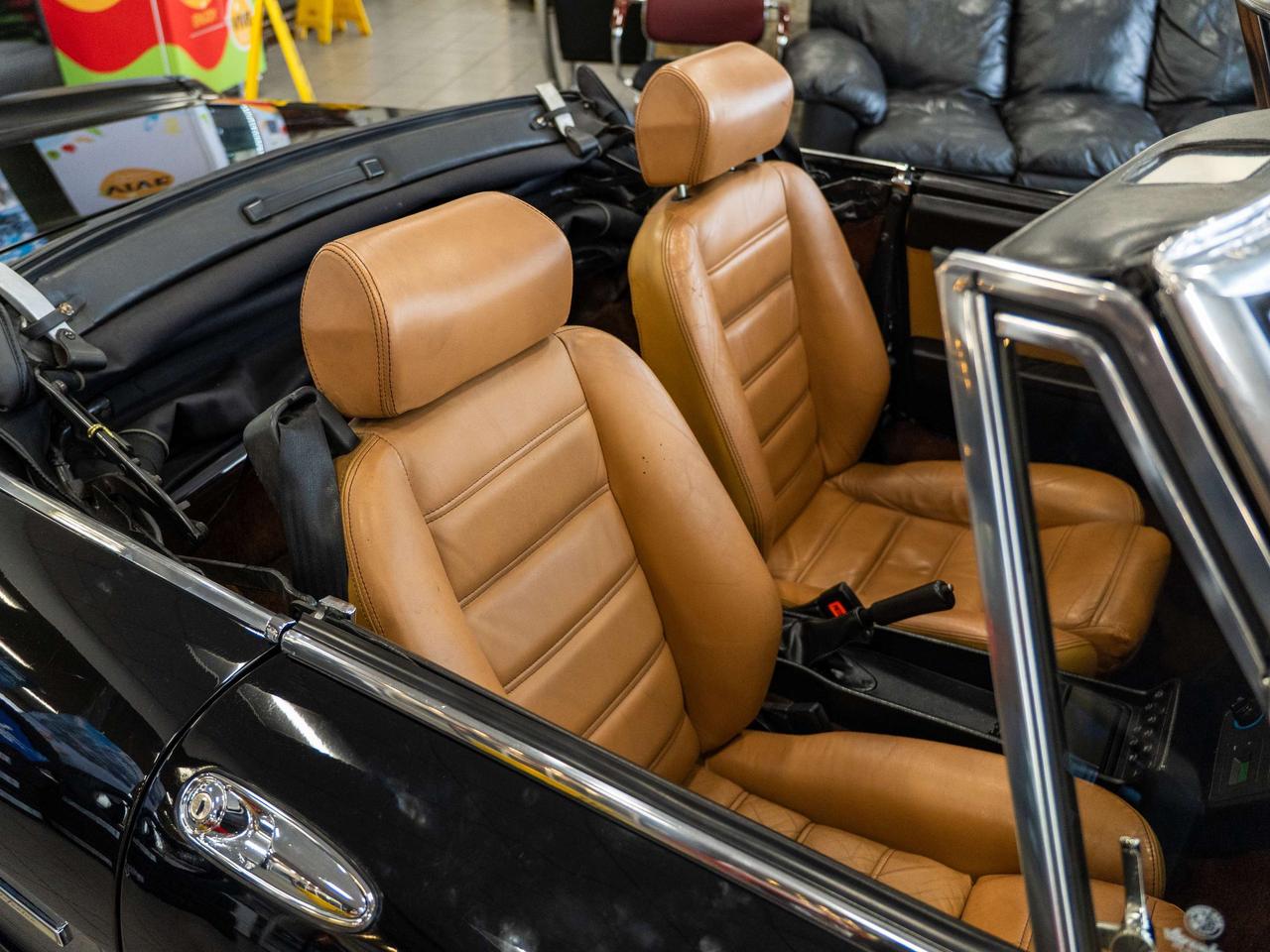 1989 Alfa Romeo Spider 2dr Coupe Veloce Photo