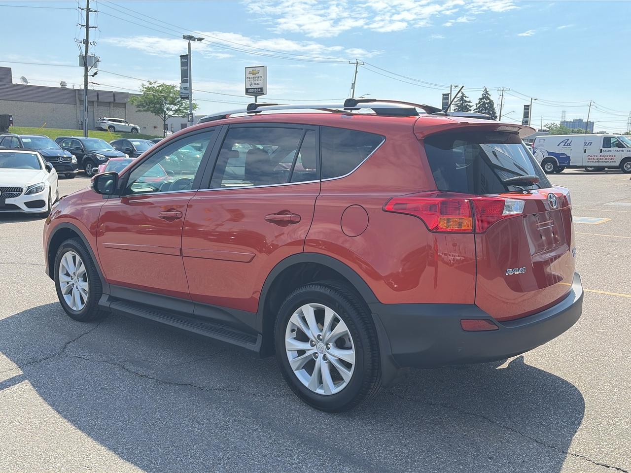 2015 Toyota RAV4 Limited AWD 80,052 KMS Photo
