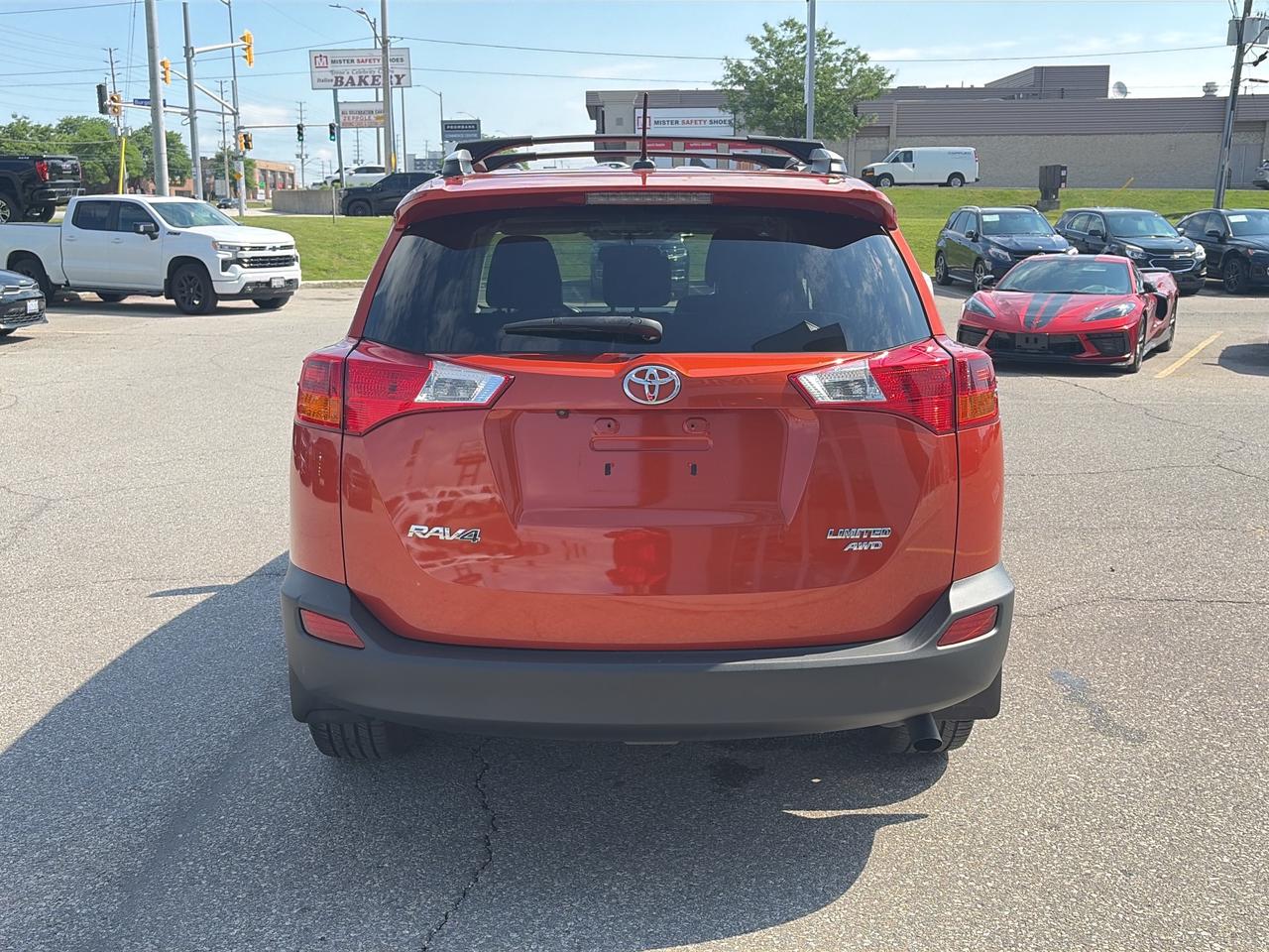 2015 Toyota RAV4 Limited AWD 80,052 KMS Photo