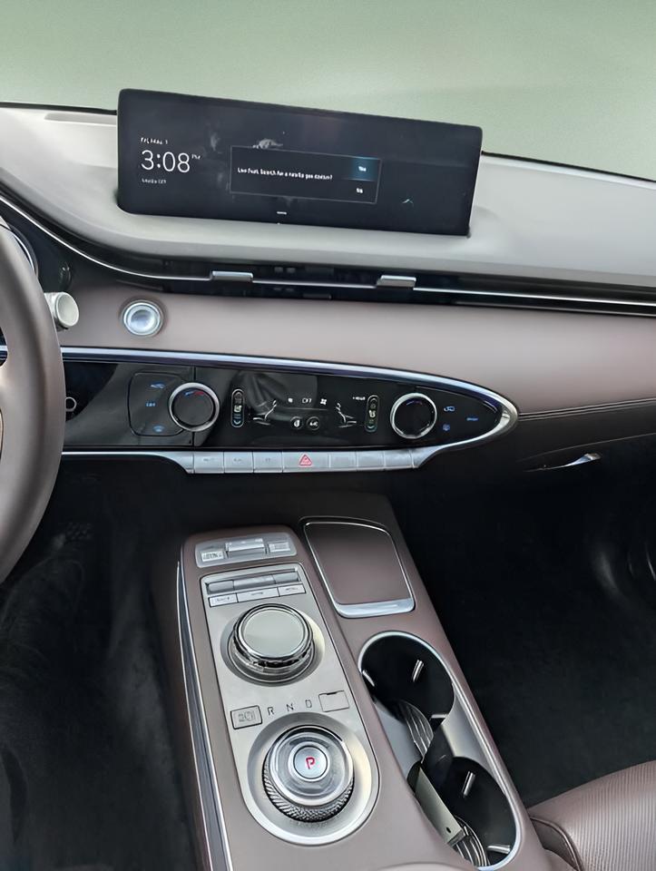 2023 Genesis GV70  Photo