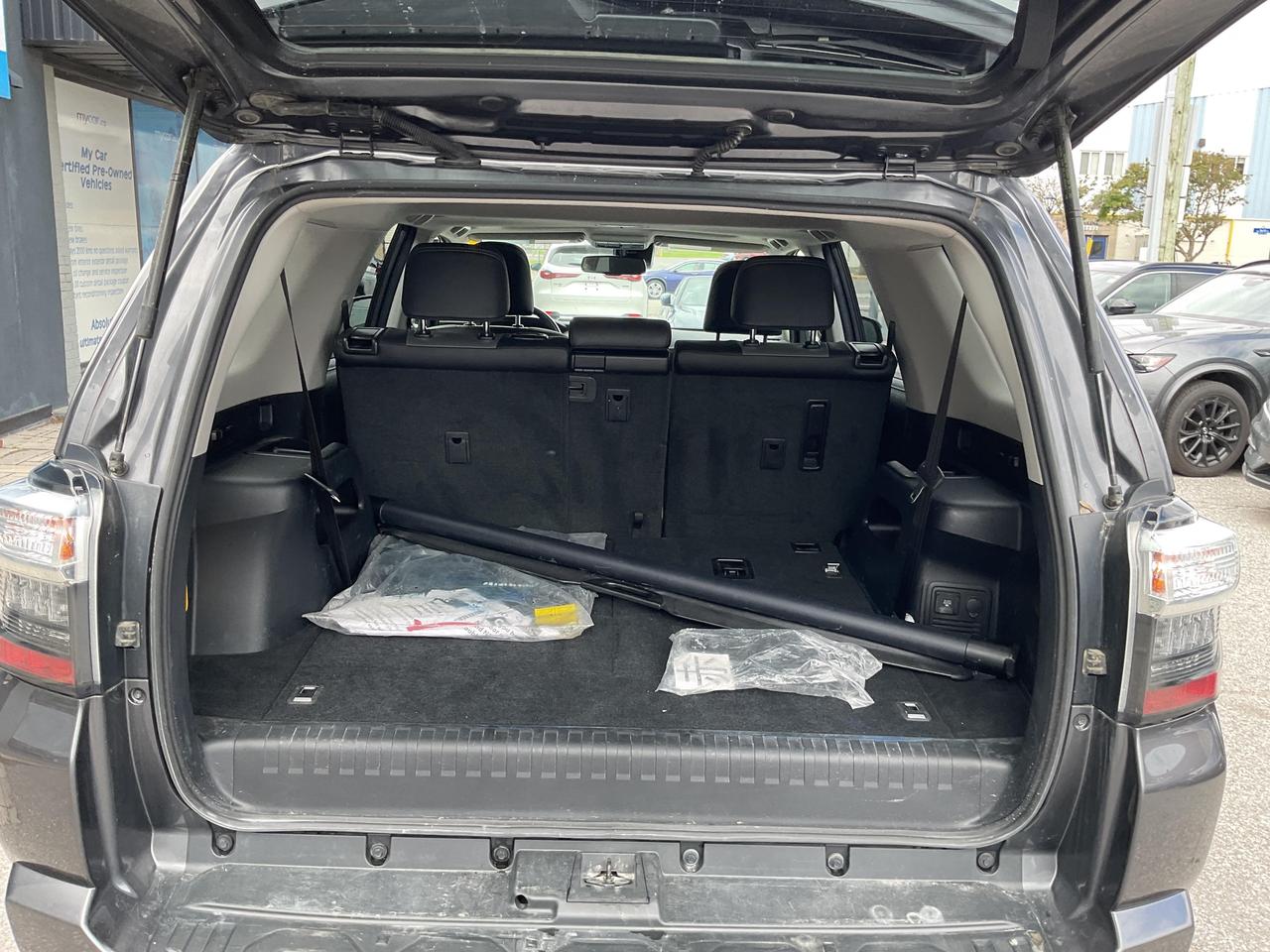 2023 Toyota 4Runner Base 4dr 4x4 Photo