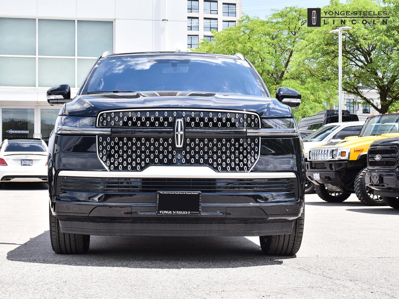 2025 Lincoln Navigator Reserve Photo