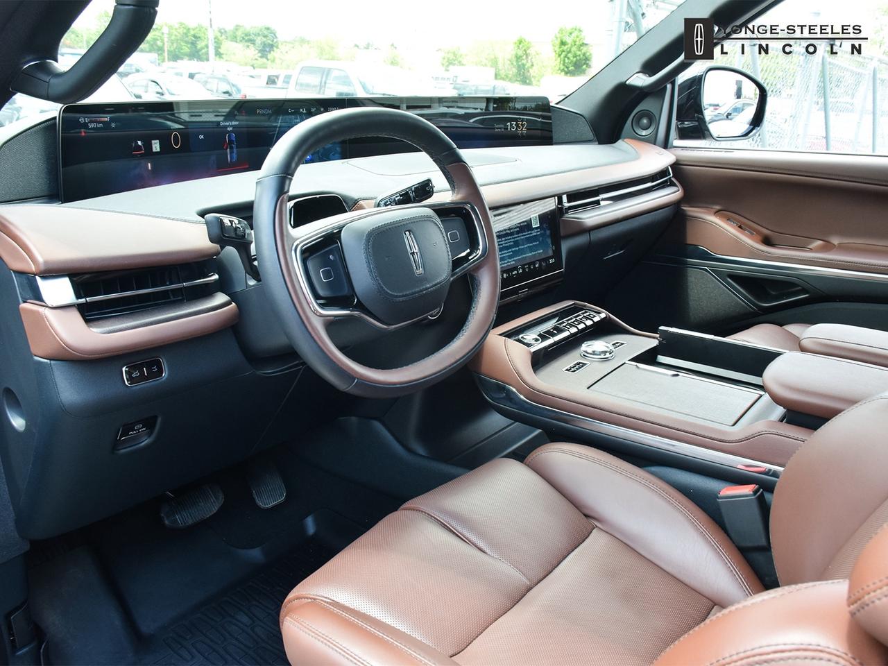 2025 Lincoln Navigator Reserve Photo