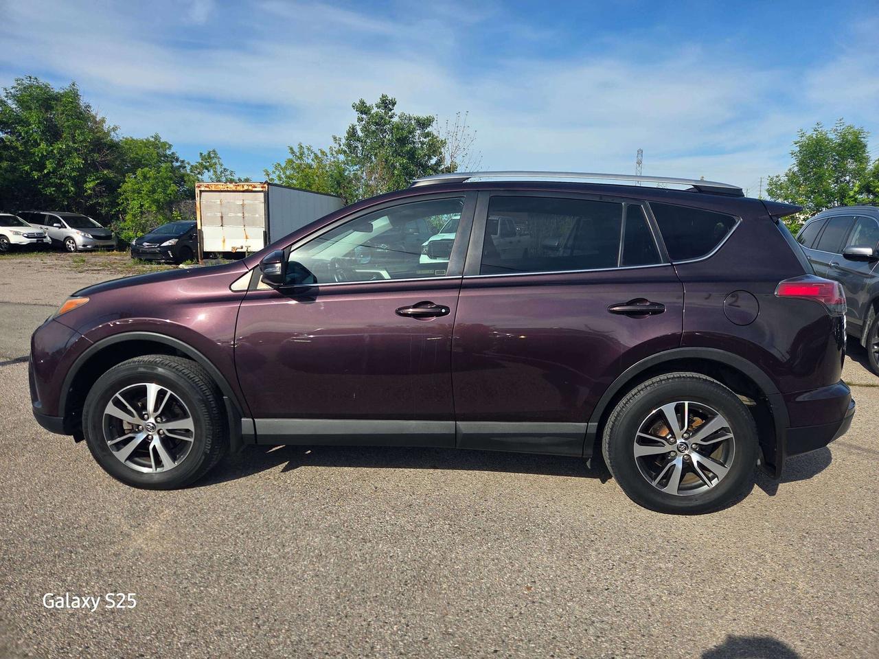 2016 Toyota RAV4 XLE Photo
