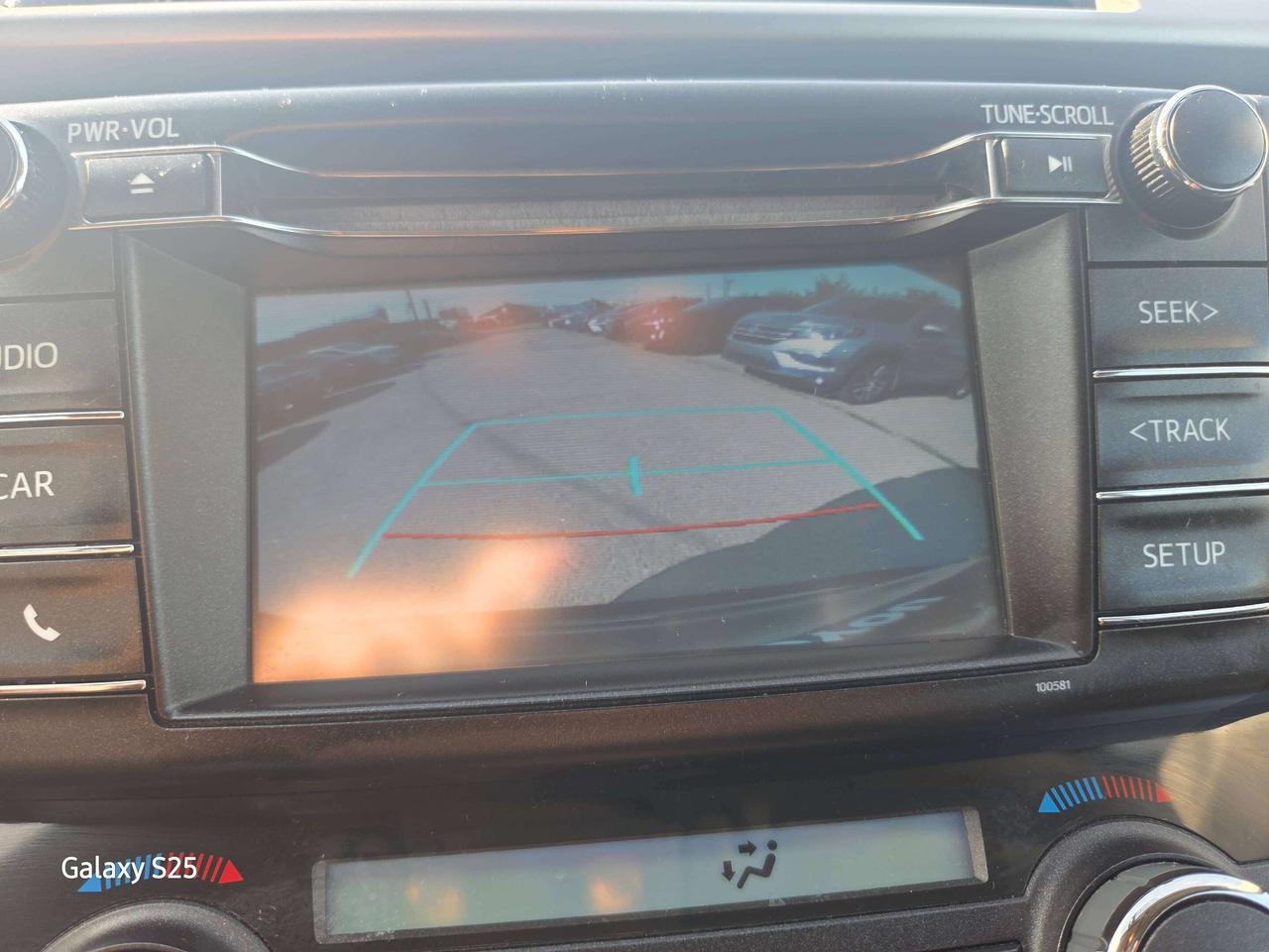 2016 Toyota RAV4 XLE Photo