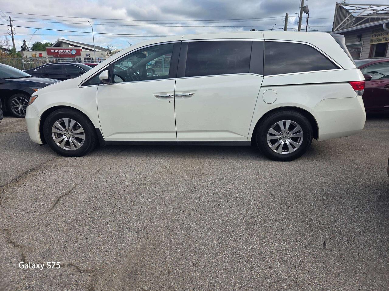 2017 Honda Odyssey EX-L Photo
