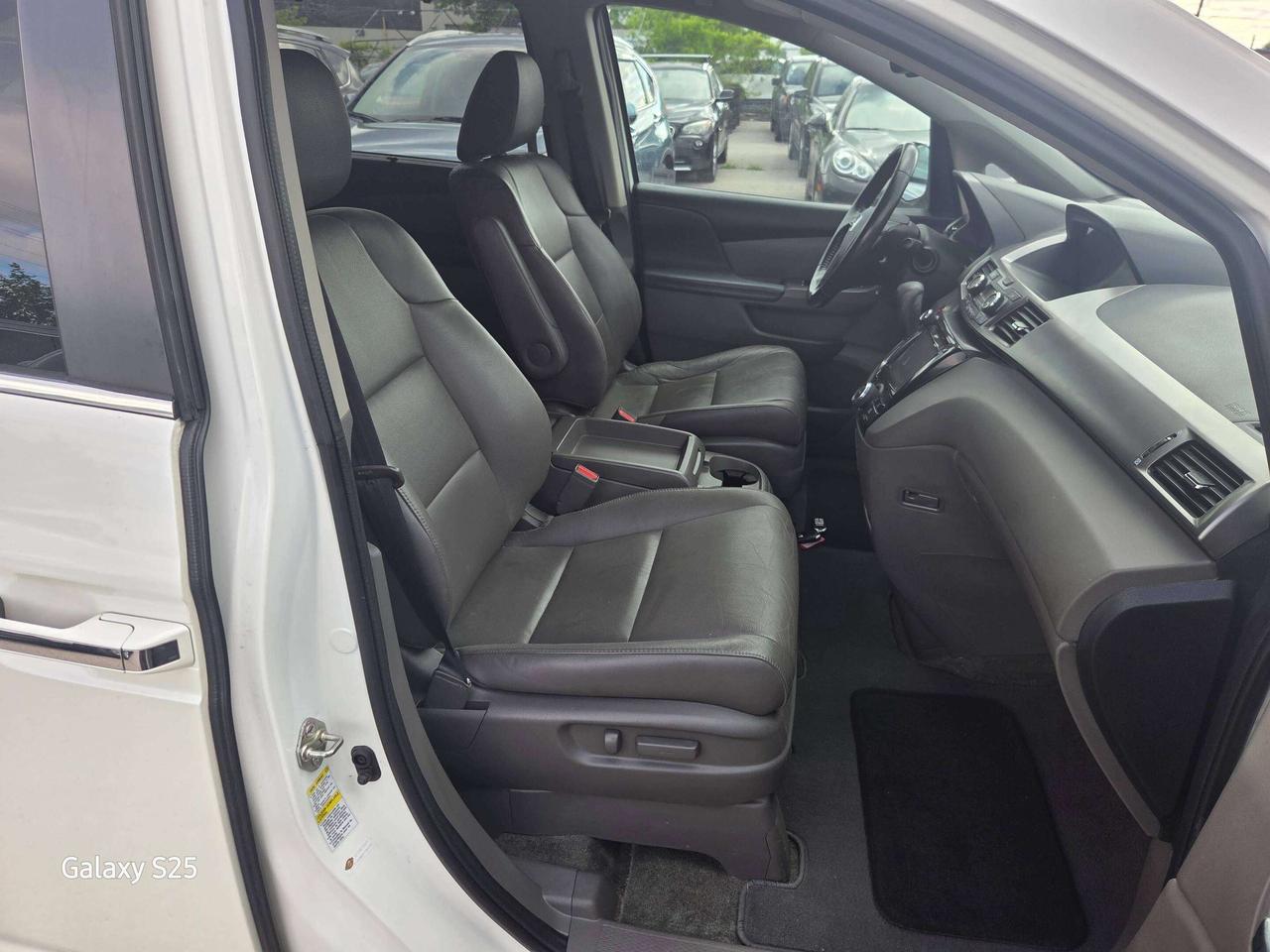 2017 Honda Odyssey EX-L Photo