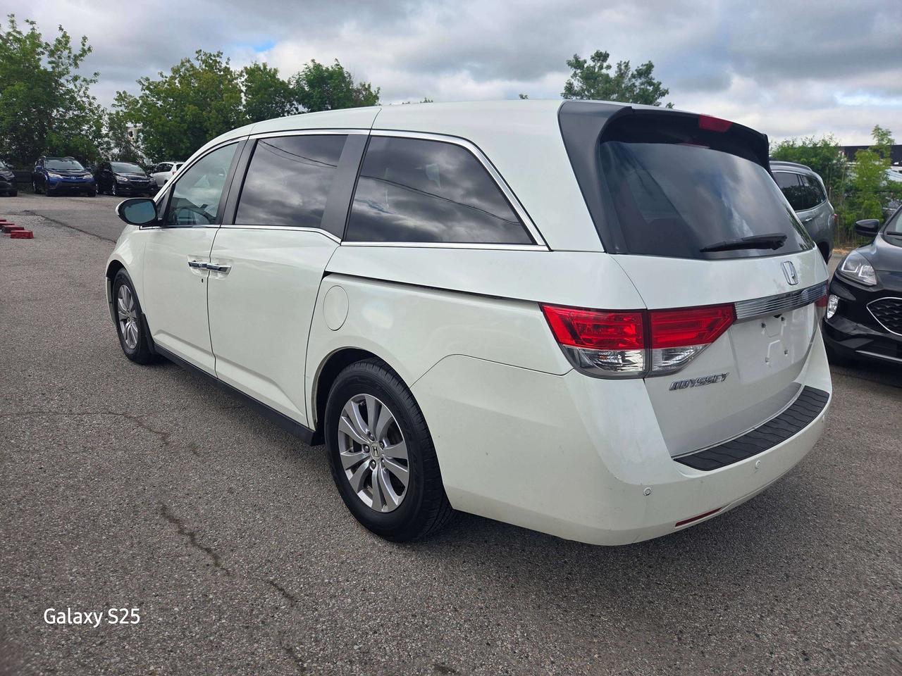 2017 Honda Odyssey EX-L Photo