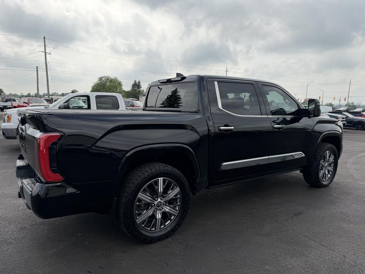 2022 Toyota Tundra 4x4 Crewmax Capstone Hybrid Photo